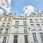Apartment Le Marais By Studio Prestige